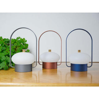 En Haut Elegant Metal Table Lamp