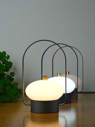 En Haut Elegant Metal Table Lamp
