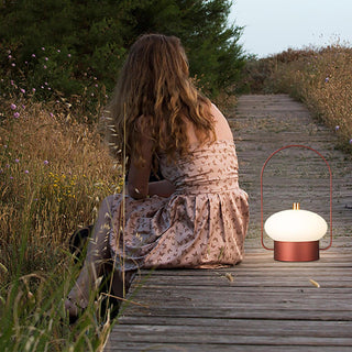 En Haut Elegant Metal Table Lamp