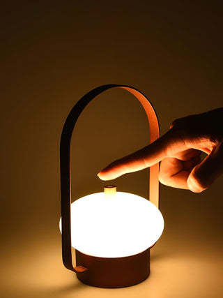 En Haut Elegant Metal Table Lamp