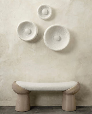 Lira Minimalist Resin Wall Sconce