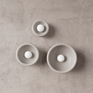 Lira Minimalist Resin Wall Sconce