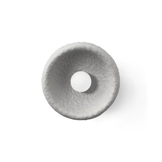Lira Minimalist Resin Wall Sconce