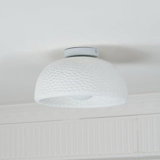 Lira Minimalist Resin Wall Sconce