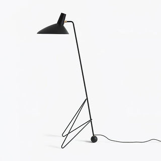 Svelte Noir Sculptural Metal Floor Light