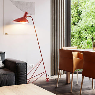 Svelte Noir Sculptural Metal Floor Light
