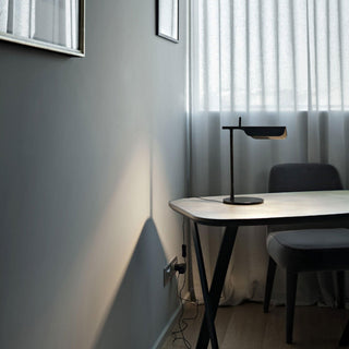 Span Minimalist Iron LED Table Light