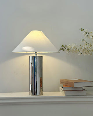 Theo Minimalist Iron Table Light