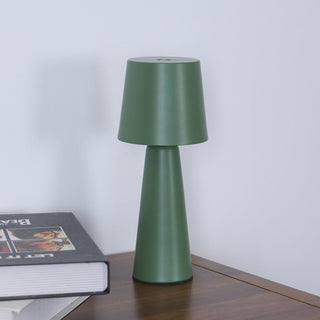 Villeroy Black Aluminum Table Lamp