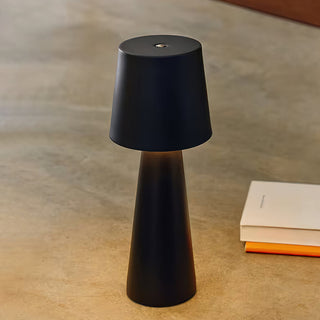 Villeroy Black Aluminum Table Lamp