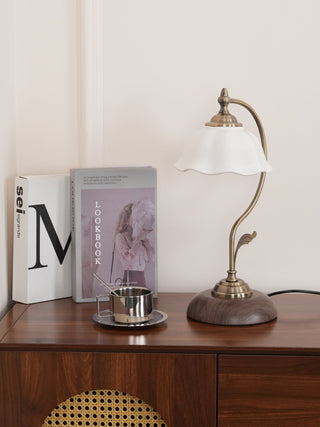 Flora Retro Ceramic Table Lamp