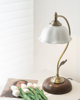 Flora Retro Ceramic Table Lamp
