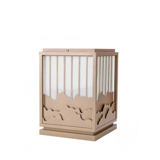 Linyi Traditional Chinese Metal Garden Light