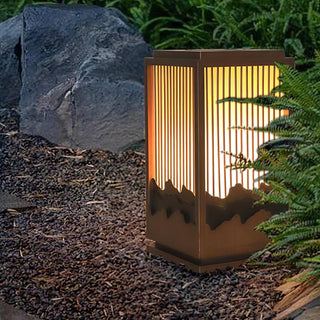 Linyi Traditional Chinese Metal Garden Light